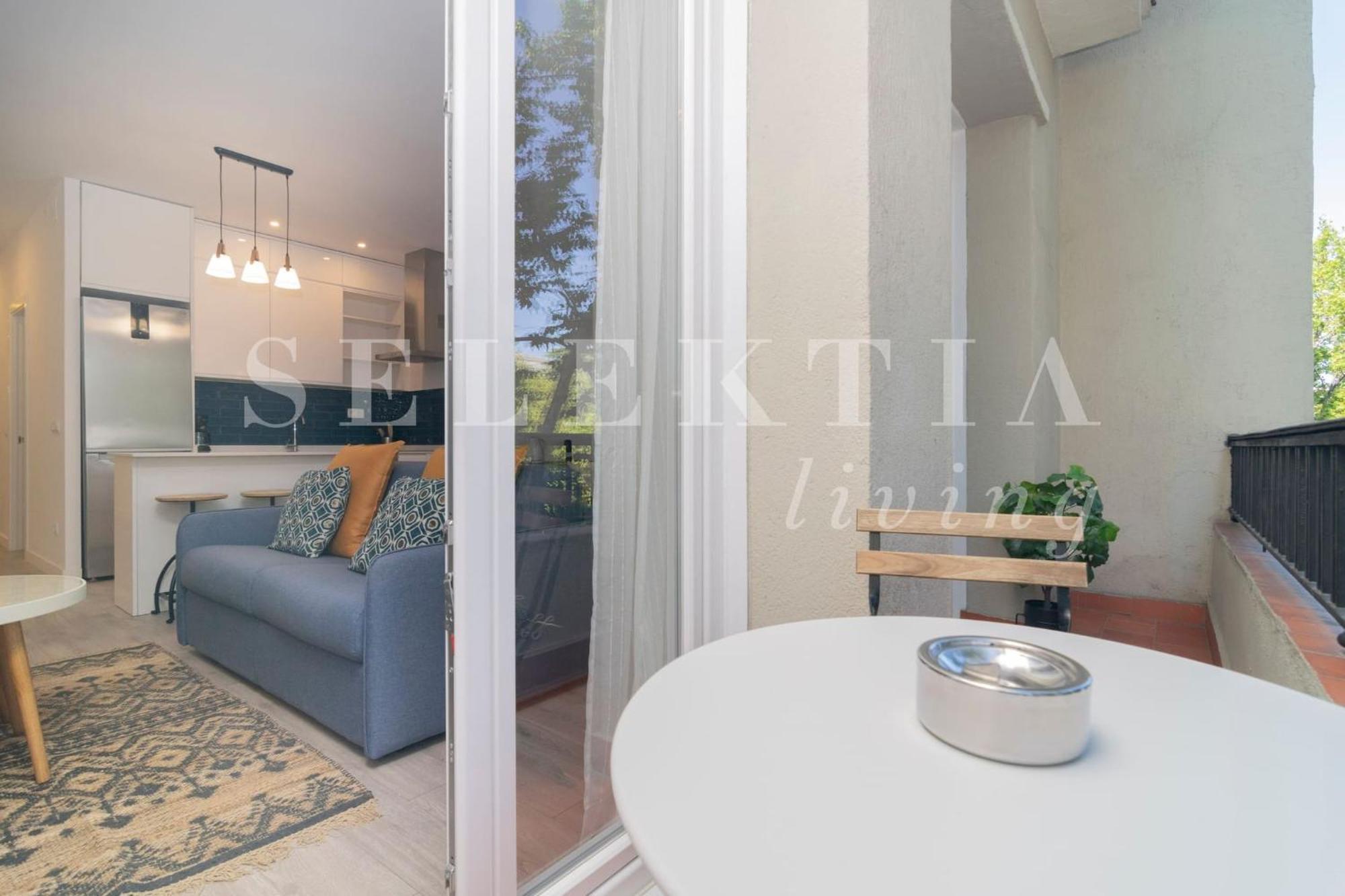 Castellana Suites Madrid Exterior foto